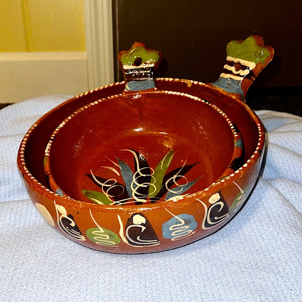 Mexican Tlaquepaque Nesting Bowls 2 Piece Set Redware Pottery Glazed Terra Cotta